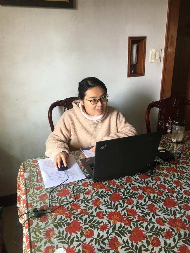 许瑛书记授课.jpg