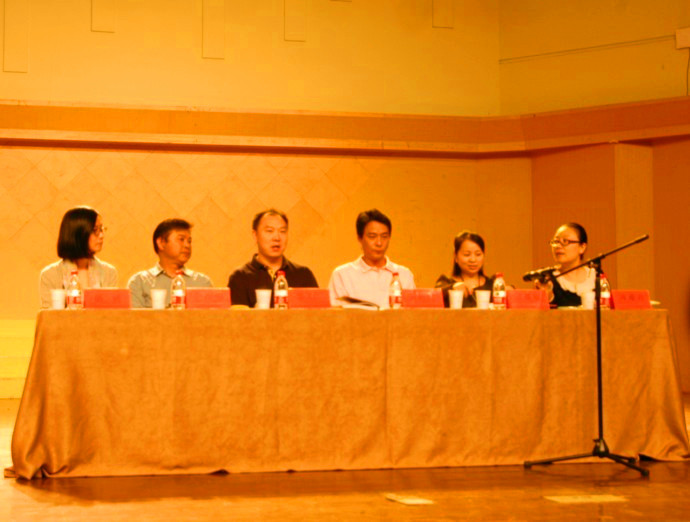 家长会_副本.jpg