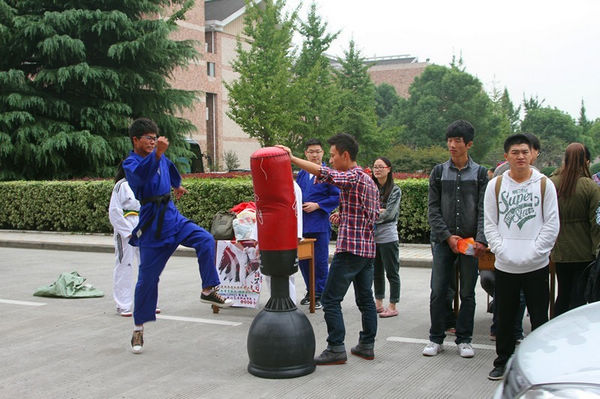 nEO_IMG_图片2.jpg
